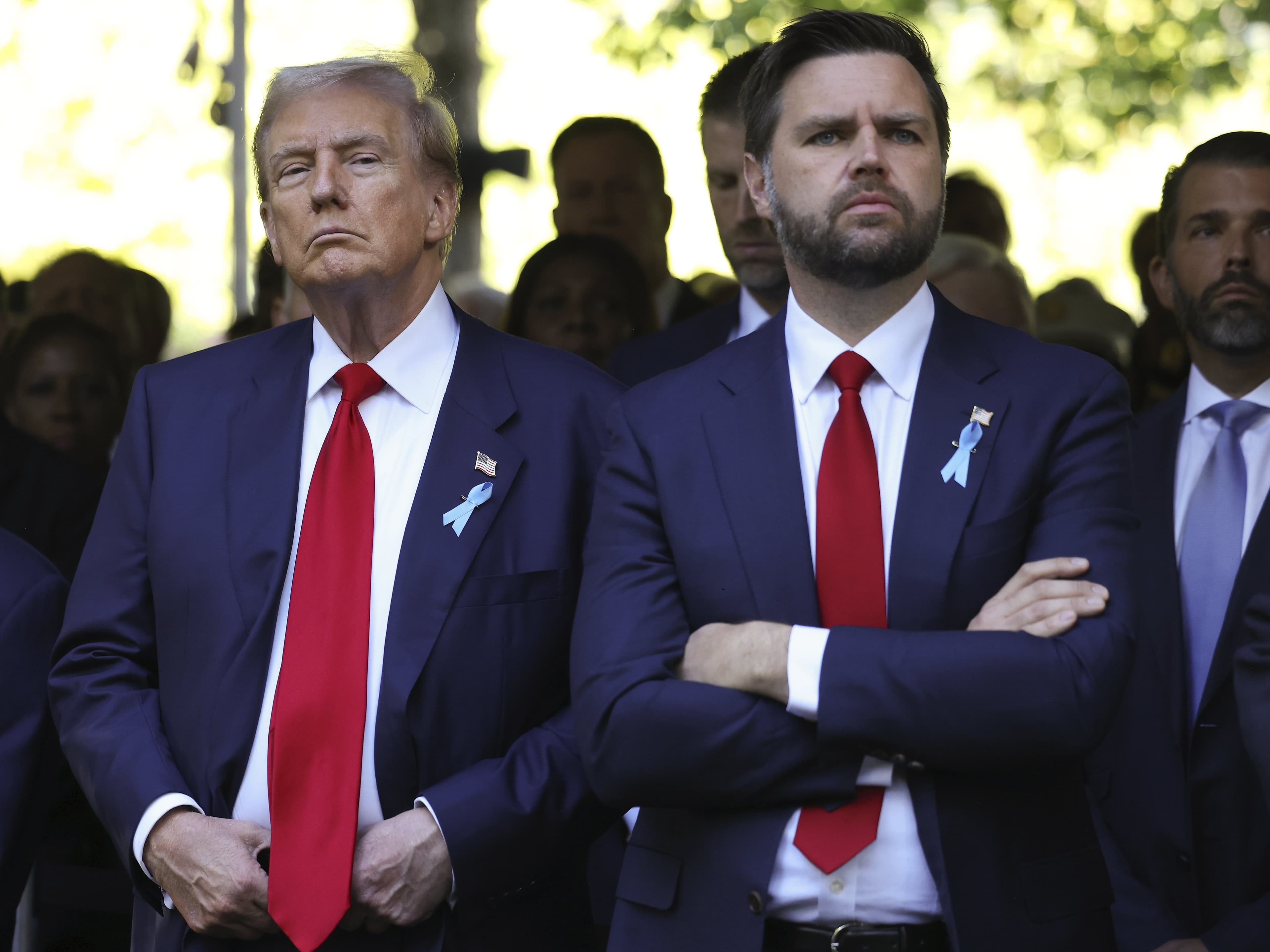Will Trump endorse JD Vance for president before 2027?